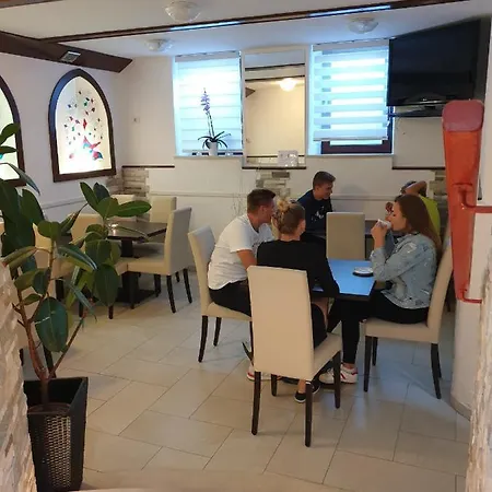 Gostisce Ti Sobe Mici Sella di Volzana